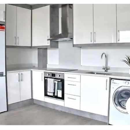 Lovely 2-Bedrooms With Free Parking Canvey Island Zewnętrze zdjęcie